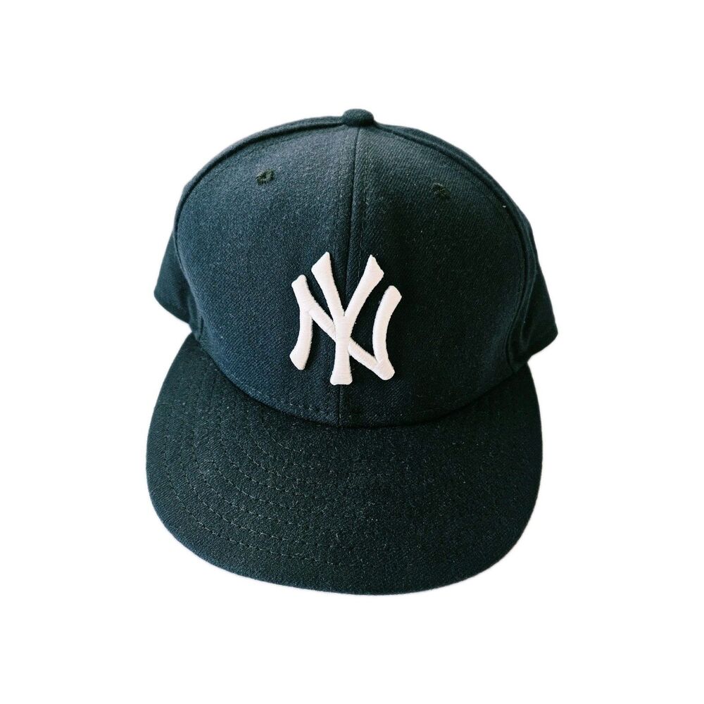 New Era 59Fifty NY Yankees Fitted Hat Size 7 Black MLB Baseball Cap